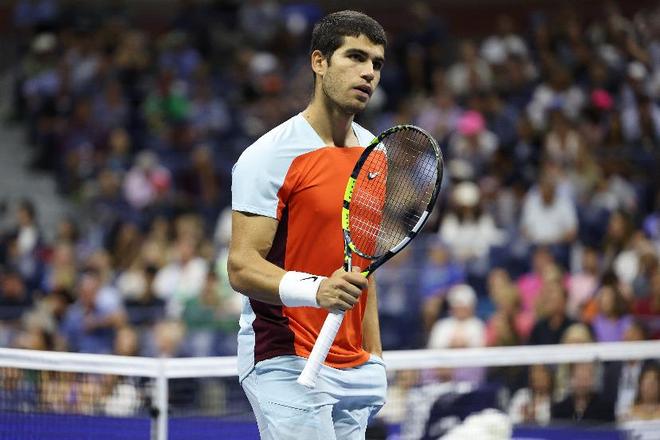 赛中的巨大 赛中的巨大