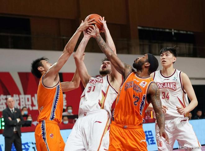 防守对点 防守对点